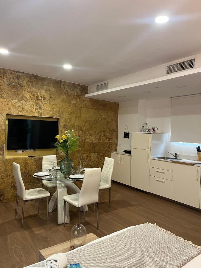 Deluxe Artemisa Sevilla Extérieur photo