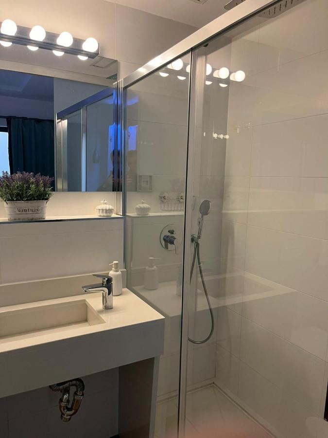 Deluxe Artemisa Sevilla Extérieur photo